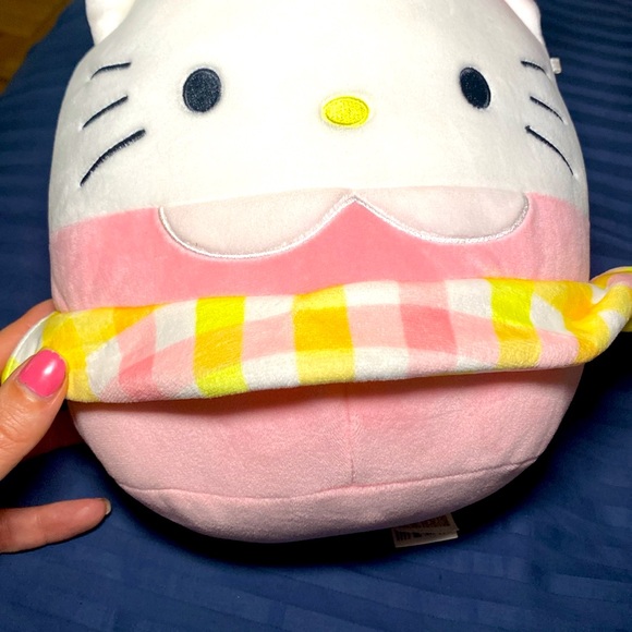 Squishmallows Hello 🐱 Kitty - Picture 3 of 8